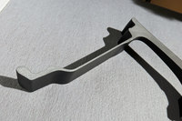 写真の通り、鍛造ホイールのリムは非常に薄くできている。