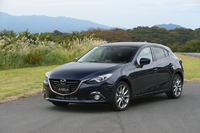 マツダ・アクセラスポーツXD