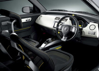 近距離専用？ 「スイフト プラグイン・ハイブリッド」の画像