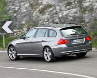 リース車ランキング4位の「BMW3シリーズ」。