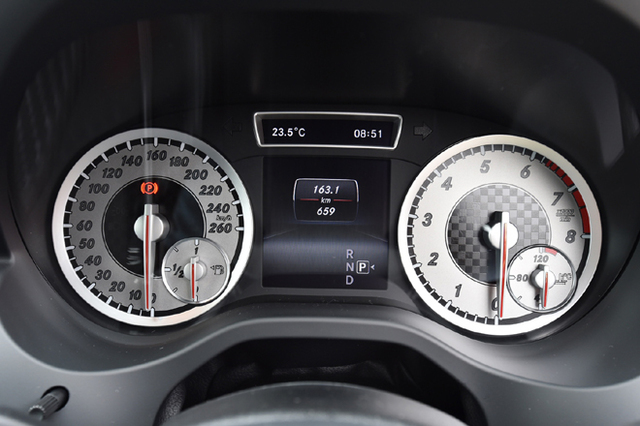 メルセデス・ベンツA250 シュポルト 4MATIC（4WD/7AT）【試乗記
