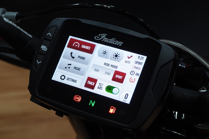 インディアンFTR1200レースレプリカ（メーターパネル）