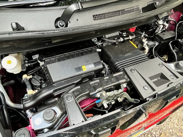 4駆のターボモデルの価格は223万8500円（ナビなどはオプション）。これが一番売れているというのだからびっくりだ。