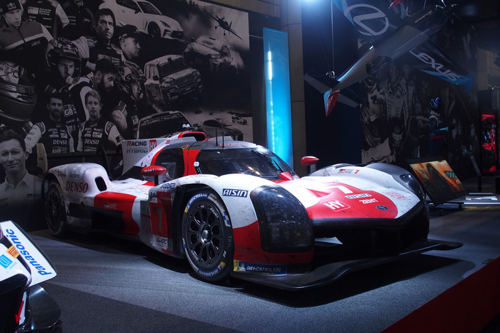 FIA世界耐久選手権ルマン24時間レースの2021年優勝車両「GR010 HYBRID」（7号車）。