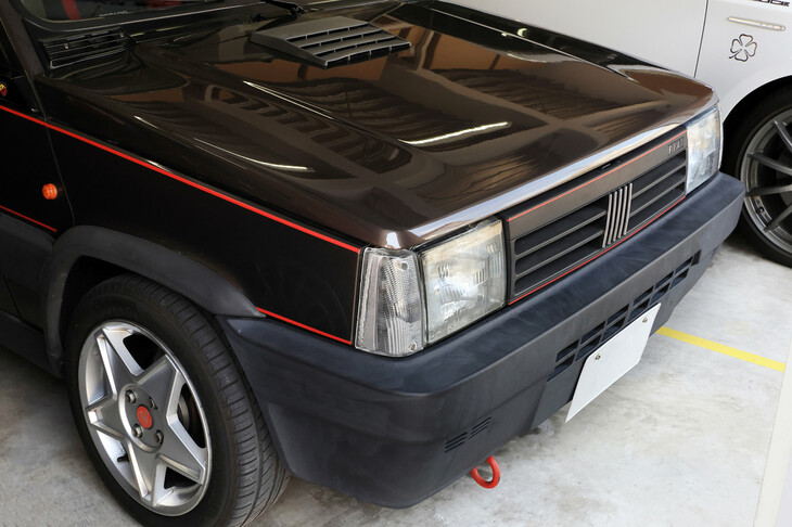 「フィアット・パンダ」。もっぱらシティーラナバウト的に岡島さんは使用する。