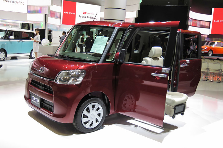 ダイハツ・タント ウェルカムシート（エクステリア）