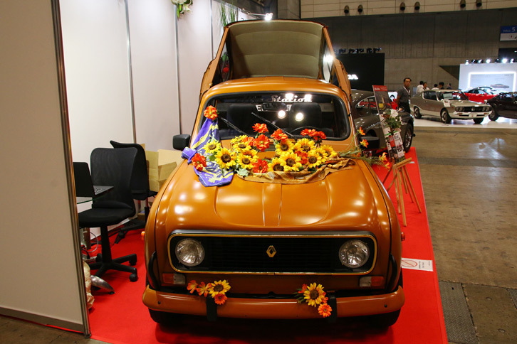 アルファステーションのブース