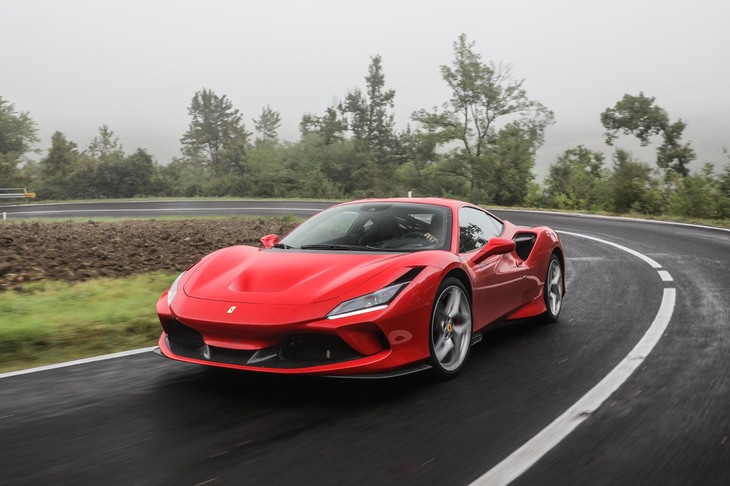 最後の“ピュアV8エンジンモデル”とうわさされる「F8トリブート」。720PSのミドエンジンマシンのサウンド、そして性能はどのようなものだったのでしょうか。（photo：Ferrari）