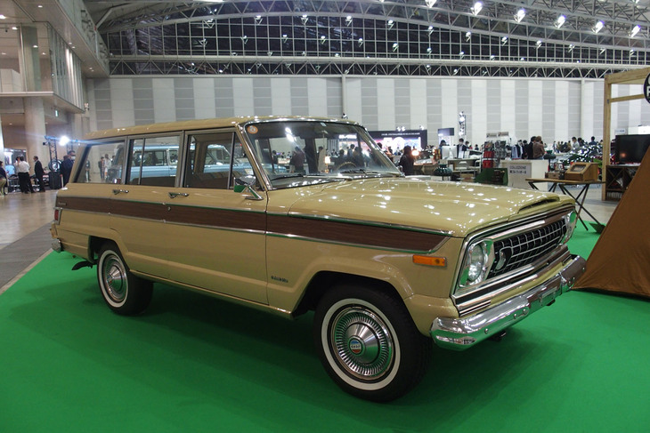 ジープ・ワゴニア（1977年）／SUV＆GEARコンセプト展示