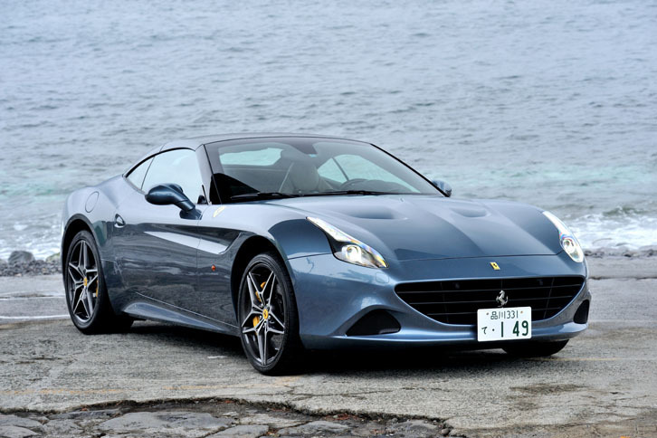 フェラーリ・カリフォルニアT テーラーメイド
	ボディーサイズ：全長×全幅×全高＝4570×1910×1322mm／ホイールベース：2670mm／車重：1625kg／駆動方式：FR／エンジン：3.9リッターV8 DOHC 32バルブ ターボ／トランスミッション：7段AT／最高出力：560ps（412kW）/7500rpm／最大トルク：77.0kgm（755Nm）/4750rpm／タイヤ：（前）245/35R20 （後）285/35R20／車両本体価格：2450万円／テスト車＝3519万400円