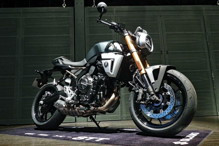 スズキGSX-8T