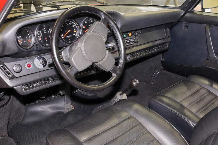 ポルシェ911カレラ2.7（1974年）／オートダイレクト