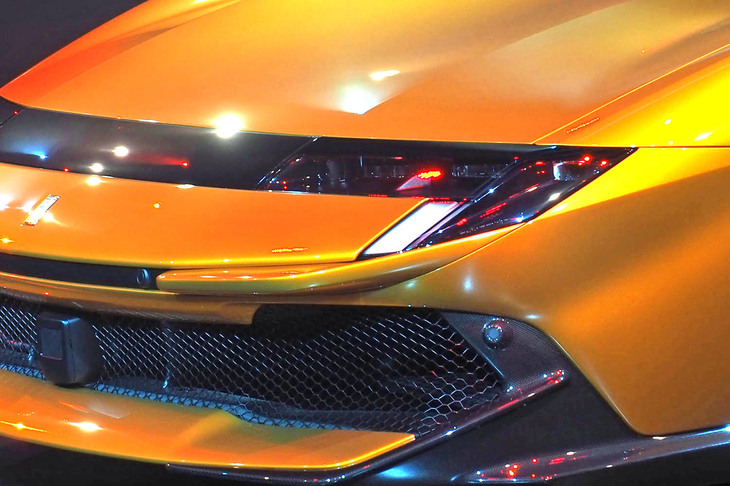 フェラーリ849テスタロッサ（ヘッドランプ）