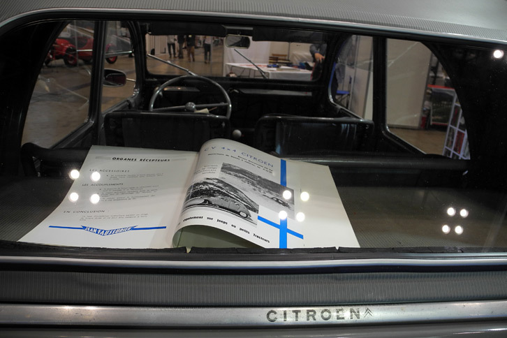 ドCG CLUBのブース