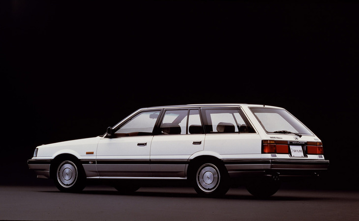 1986年「日産スカイライン ワゴン」。エンジンは1.8リッター直4 SOHCと170PSを発生する2リッター直6 SOHCターボで、後者は4段ATと組み合わせられた。