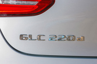 メルセデス・ベンツGLC220d 4MATICクーペ スポーツ（本革仕様）