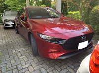 17年のカーライフで購入台数は50台超！クルマ選びの鬼、マツダの新型車を買う