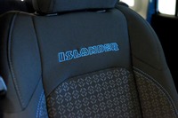 イメージは南国のビーチ　「ジープ・ラングラー アンリミテッド アイランダー」限定発売の画像