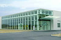 日産、九州工場の見学者用「ゲストホール」をリニューアル