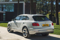 【ジュネーブショー2018】「ベントレー・ベンテイガ」にプラグインハイブリッド車が登場の画像