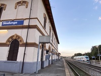 筆者が降り立ったシナルンガは無人駅だった。