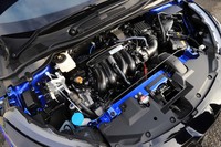 1.5リッターエンジンをベースとするハイブリッドユニット。トランスミッションは7段ATが組み合わされる。