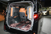 トヨタが高級ミニバンの新型「アルファード／ヴェルファイア」を発売の画像