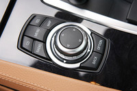 BMW750i（FR/6AT）【試乗速報（後編）】の画像