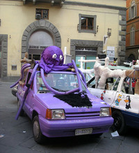 「セアト・マルベーリャ」の改造車。