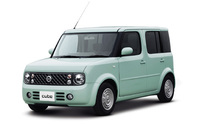 【スペック】15M：全長×全幅×全高＝3730×1670×1640mm／ホイールベース＝2430mm／車重＝1090kg／駆動方式＝FF／1.5リッター直4DOHC16バルブ（109ps/6000rpm、15.1kgm/4400rpm）／価格＝144万6900円