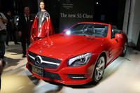 「SL550ブルーエフィシェンシー」のAMGスポーツパッケージ装着車。