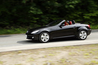 メルセデス・ベンツSLK200コンプレッサー（FR/5AT）／SLK350（FR/7AT）【試乗記】の画像