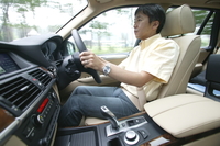 自動車ジャーナリストの生方聡