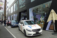 発表会場となったショールーム「メルセデス・ベンツ コネクション」（東京・六本木）では、ゴールデンウイーク中に新型「Bクラス」の様々なイベントが開催される予定。