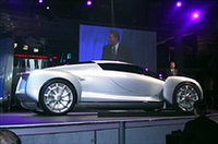 オトノミーにクーペボディをのせたコンセプトカー。