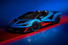 ランボルギーニが世界限定29台のスペシャルモデル「Fenomeno