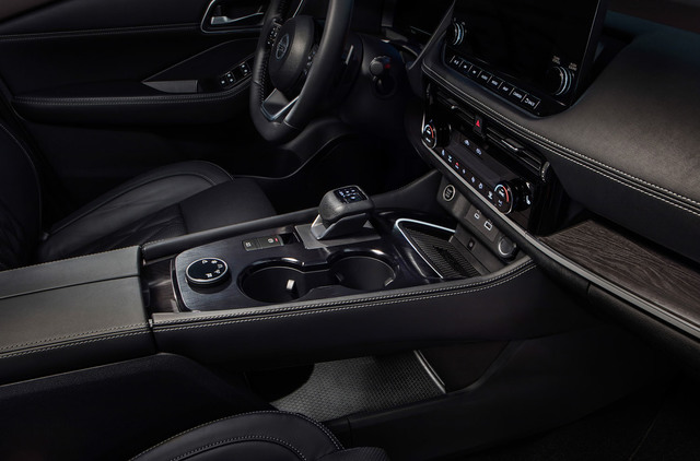 日産ローグ 内装 外装など44枚 画像 写真 Webcg