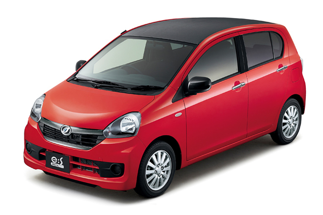 カーボン調ルーフのダイハツ ミラ イース登場 ニュース Webcg