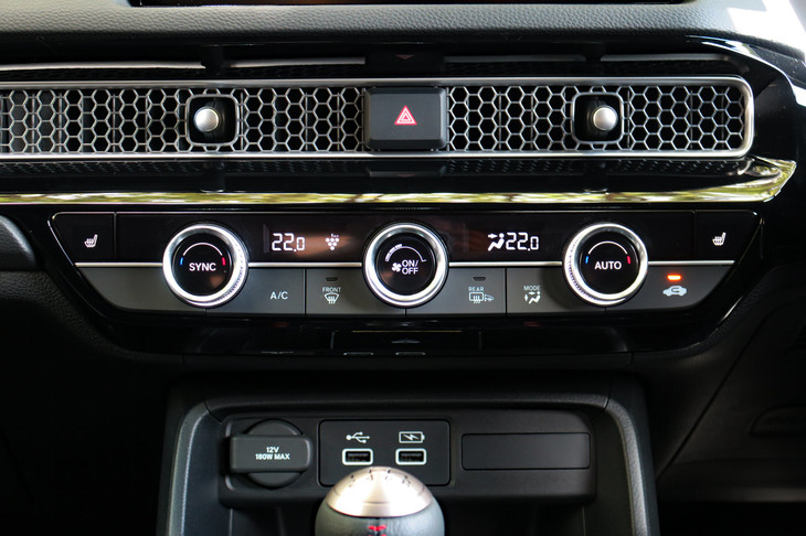 ホンダ・シビックEX（エアコンのコントロールパネル）