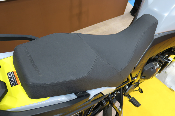 スズキVストローム800DE