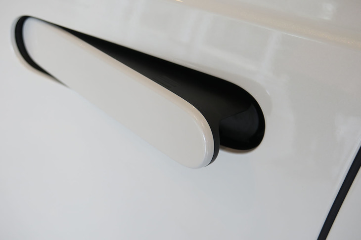 ホンダeアドバンス（フロントアウタードアハンドル）