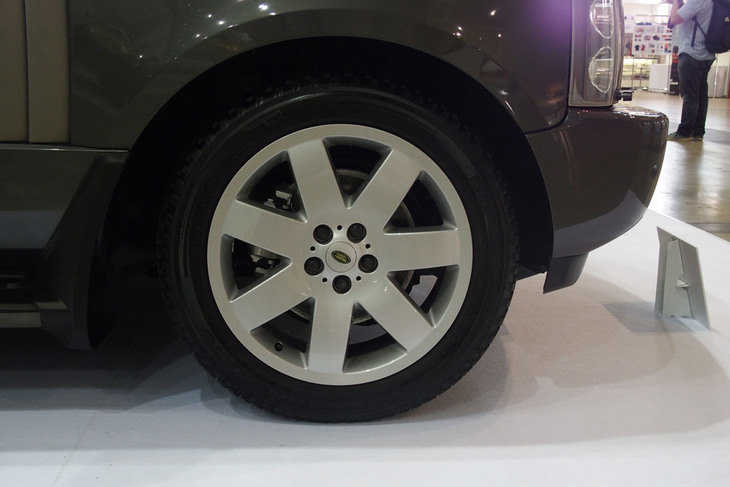 ランドローバー・レンジローバー ウェストミンスター（2005年）／BRITISH LABEL