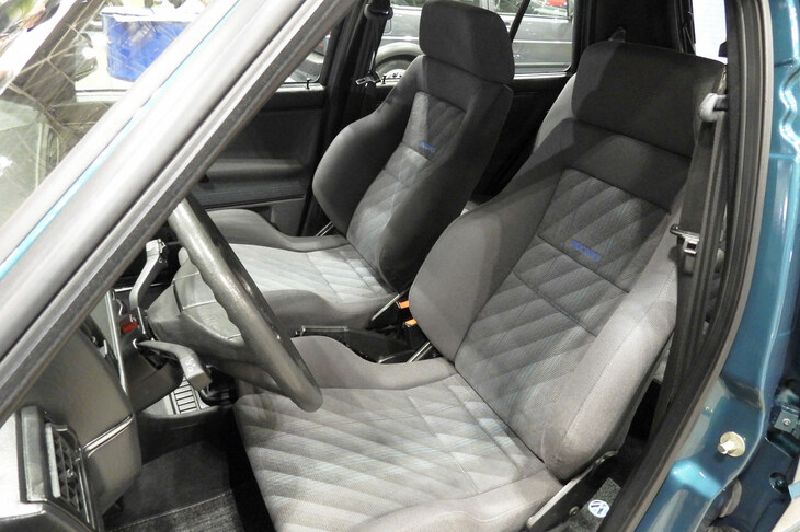 フォルクスワーゲン・ゴルフGTI-16 v ファイア＆アイス（1991年）