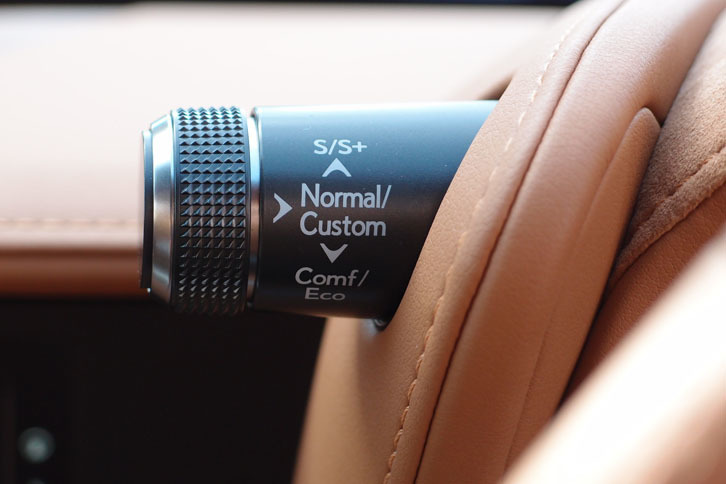 レクサスLC500（ドライブモードセレクトスイッチ）