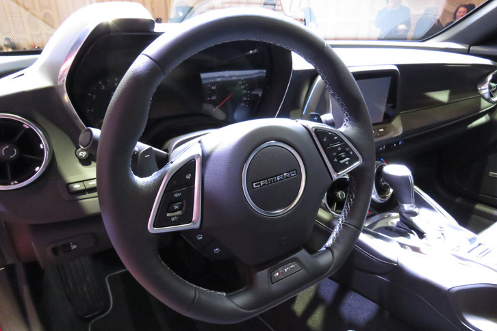 シボレー・カマロ（ステアリングホイール）