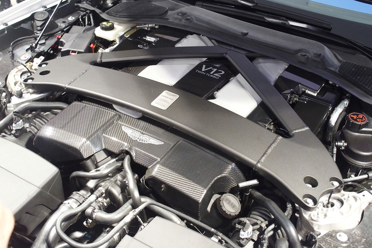 アストンマーティン・ヴァンキッシュ（エンジン）