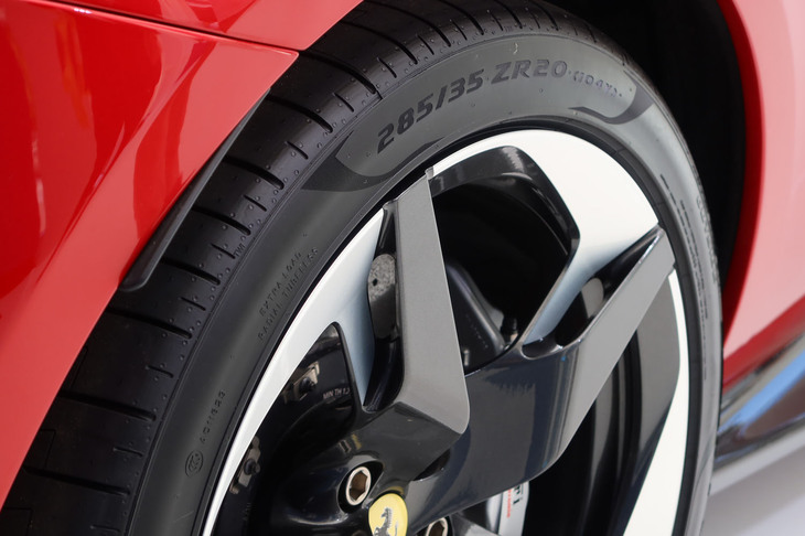 フェラーリ・アマルフィ（リアホイール）