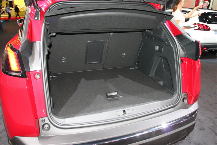 プジョー3008（インテリア）