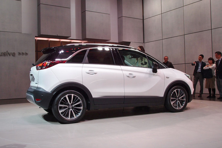 オペル・クロスランドX