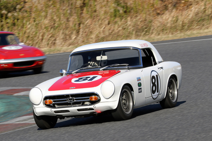 このレースで最小排気量（845cc）ながら6位に食い込んだ1967年「ホンダS800」。もう1台出走したS800は11位だった。